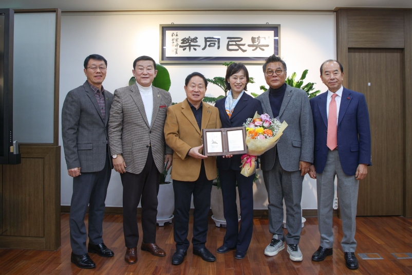 다운로드 (3).png